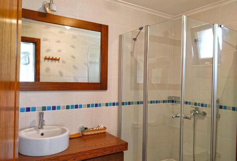 Quarto Familiar, Zephyros