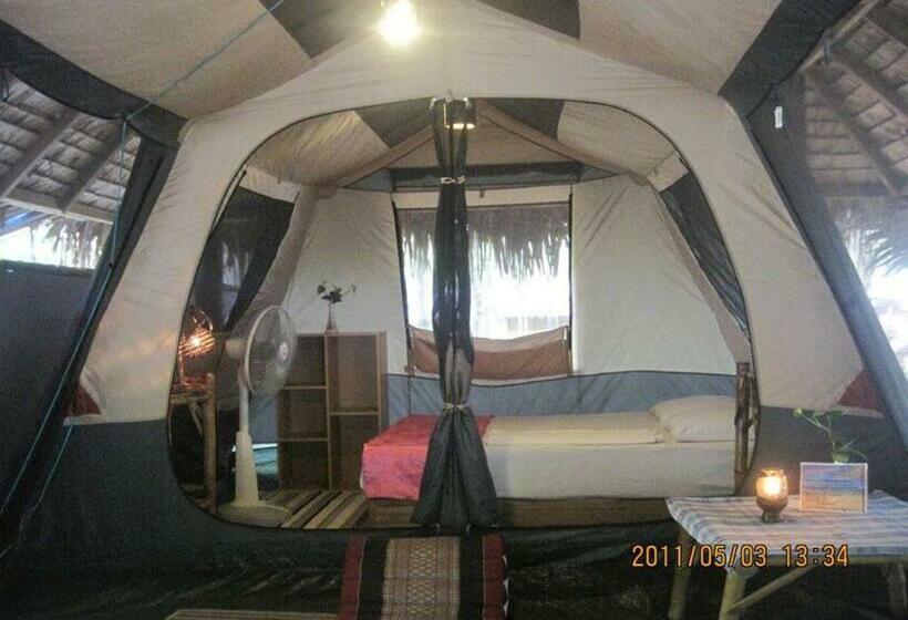 كوخ ديلوكس, Jj Beach Resort & Jj Seafood