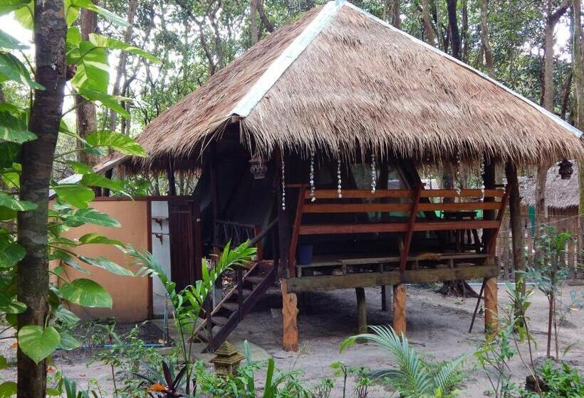 كوخ ديلوكس, Jj Beach Resort & Jj Seafood