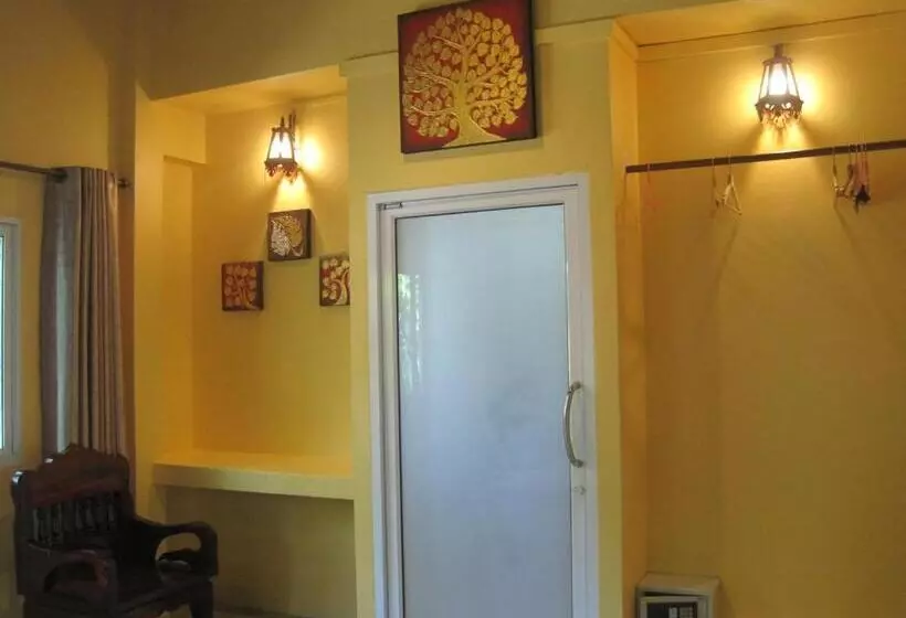 デラックスビラの１ベッドルーム, Jj Beach Resort & Jj Seafood