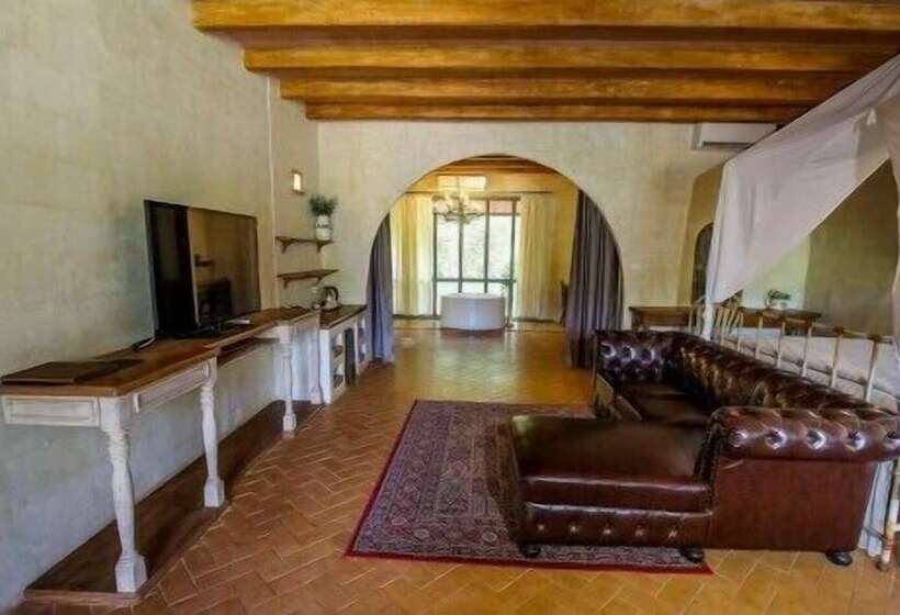 套房, La Toscana