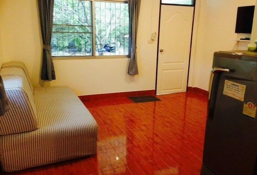 Quarto Quádruplo Estandar, Phe Samed Villa