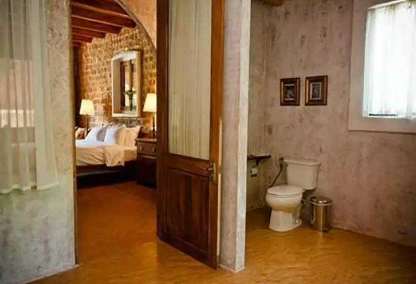 Deluxe-sviitti, La Toscana