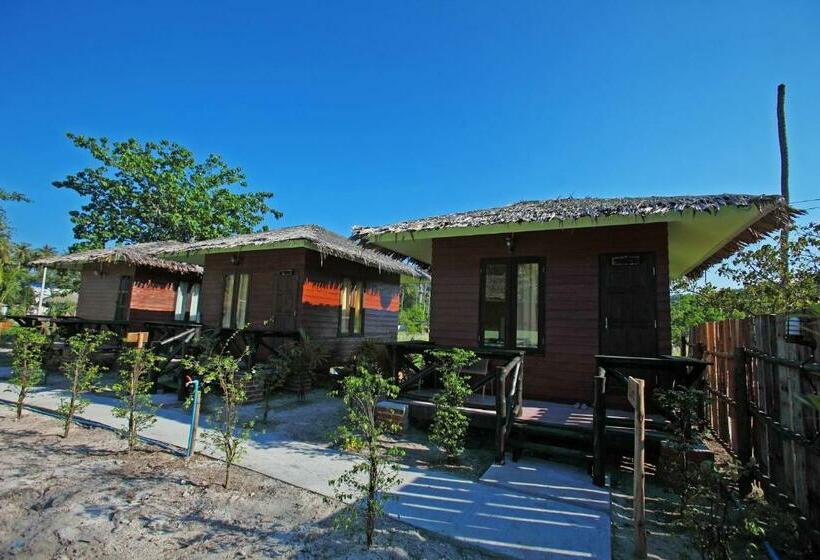 חדר סטנדרט, Pp Red Tuna Hut