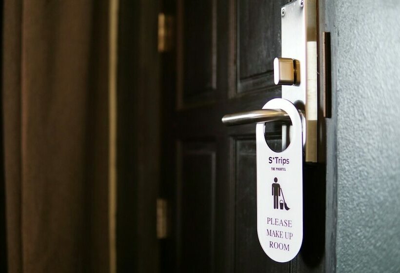 Номер Deluxe, Strips The Poshtel Hostel