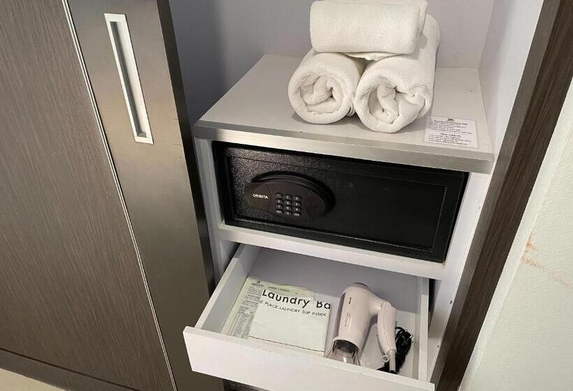 סוויטה, Amanta Hotel Nongkhai