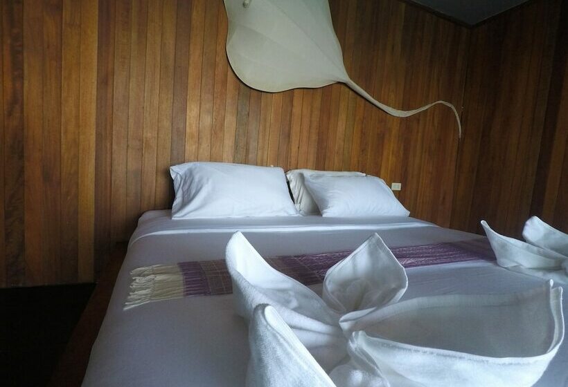 اتاق سوپریور, Ao Muong Beach Resort