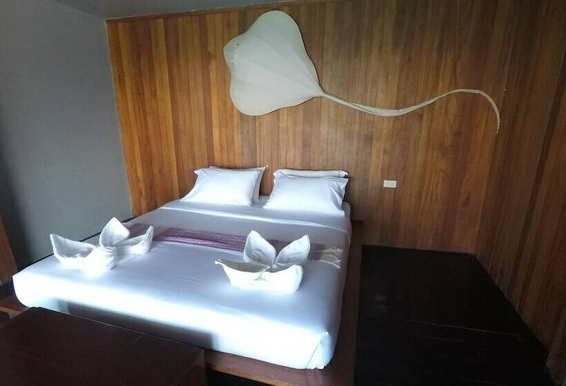 اتاق سوپریور, Ao Muong Beach Resort