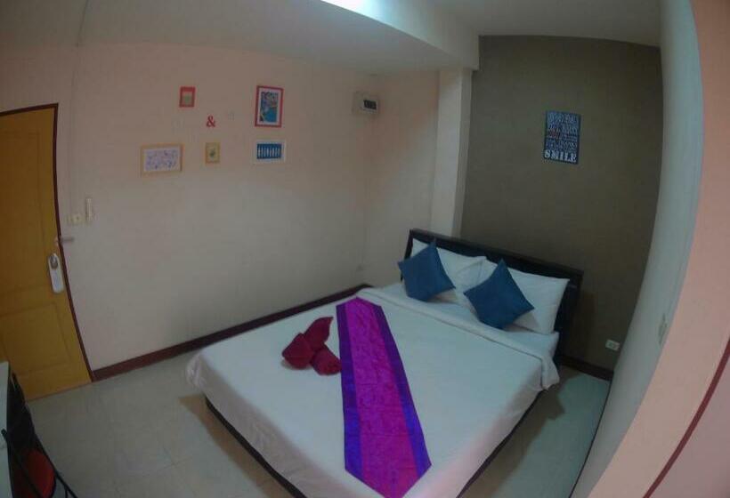 غرفة إقتصادية, Nt House