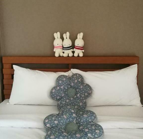 غرفة إقتصادية, Nt House