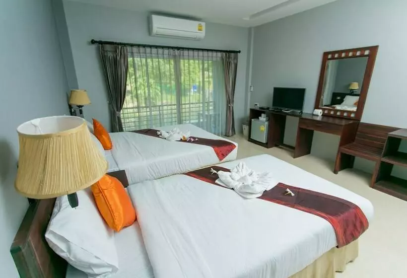 اتاق سوپریور, Forra Hill Resort