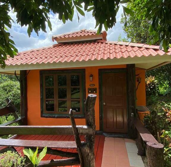 Бунгало Стандарт, Baan Phuthadol