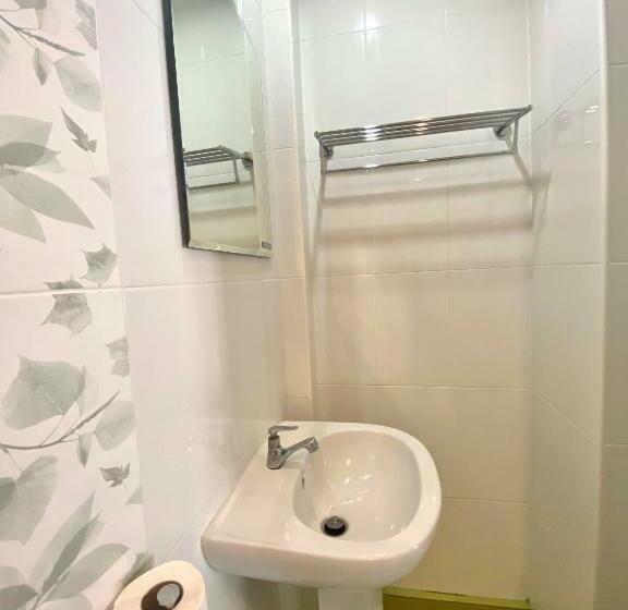 Номер Deluxe с Балконом, Chinda Boutique