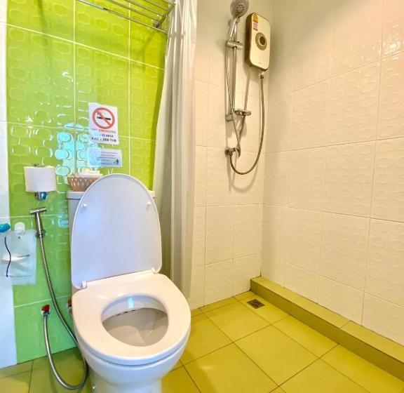 Номер Стандарт Индивидуальный с Балконом, Chinda Boutique