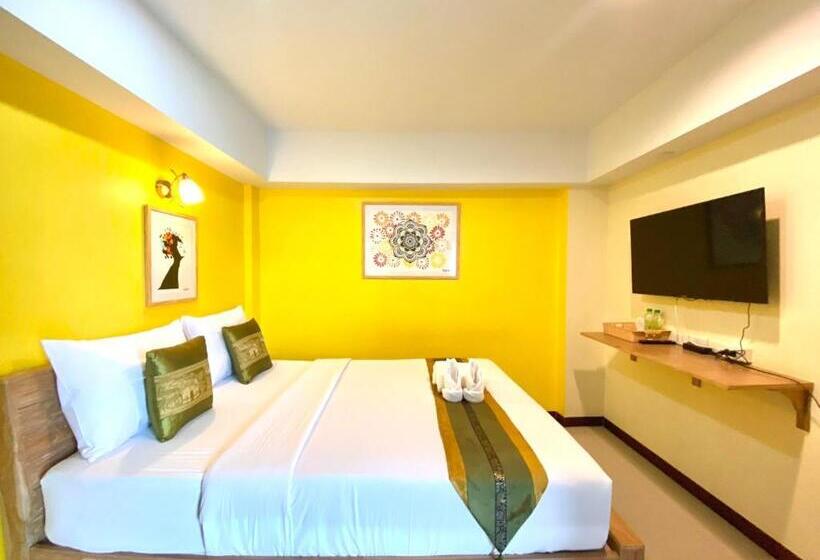 Номер Стандарт, Chinda Boutique