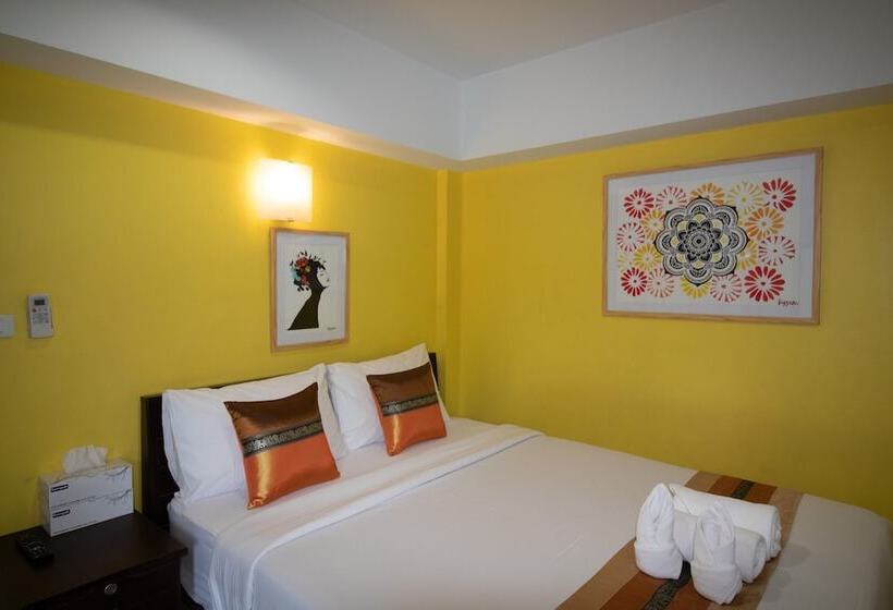 Номер Стандарт, Chinda Boutique