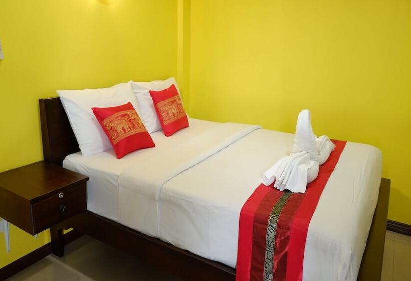 Номер Стандарт, Chinda Boutique