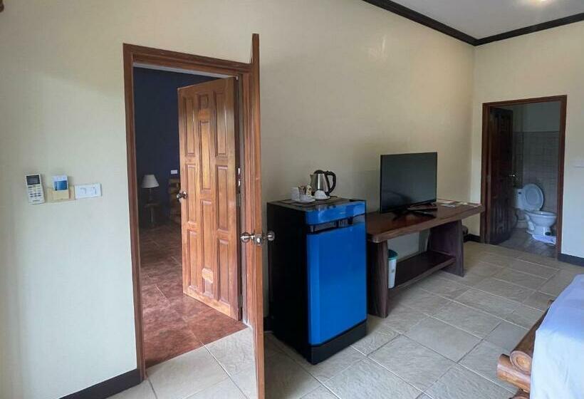 בונגלו משפחתי, Garden Resort