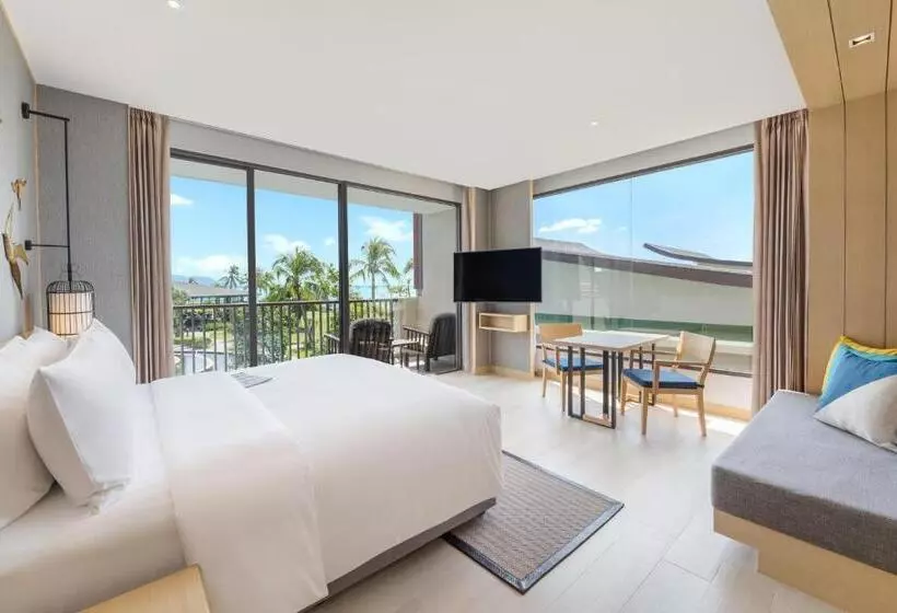 キングサイドベッドのスタンダードワンルーム, Le Meridien Khao Lak Resort & Spa