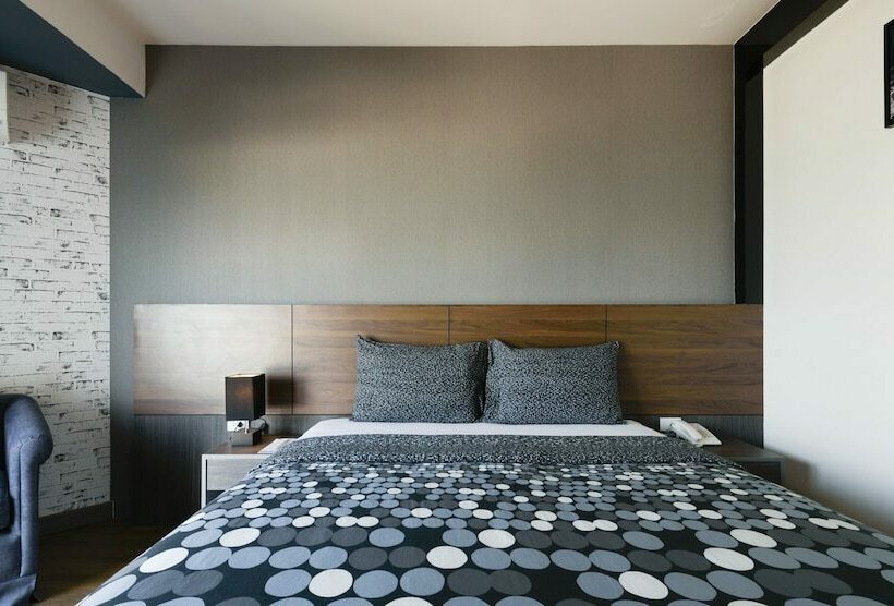 スタンダードルーム, The Loft Seaside Sriracha