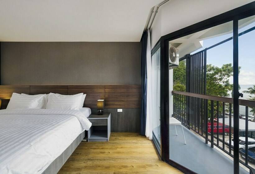 اتاق استاندارد, The Loft Seaside Sriracha