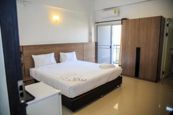 اتاق سوپریور, The Zenery