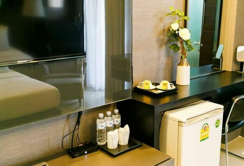 اتاق استاندارد با تخت بزرگ, The Zenery