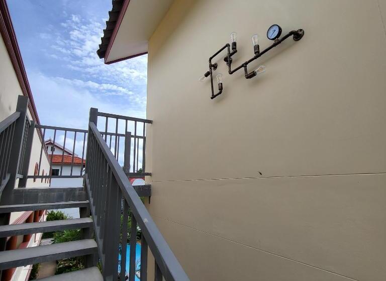 스탠다드 룸 풀장 전망, Namphung Phuket Boutique Resort