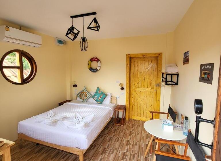 스탠다드 룸 풀장 전망, Namphung Phuket Boutique Resort