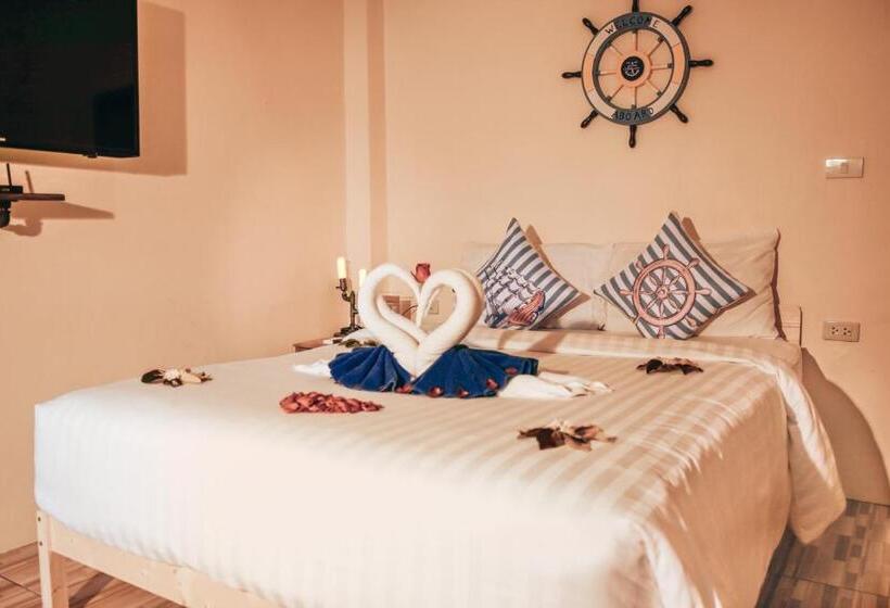 Номер Стандарт Вид на Бассейн, Namphung Phuket Boutique Resort