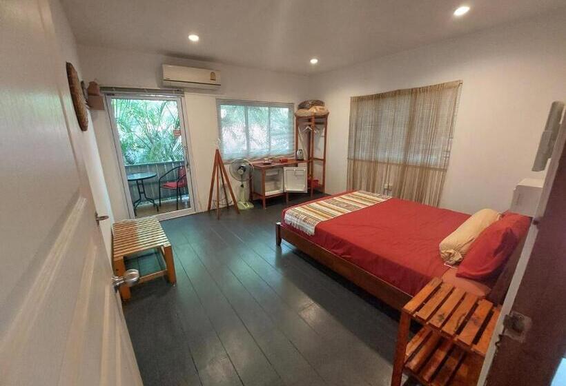 Quarto Standard Cama King, Red Moon Hideaway