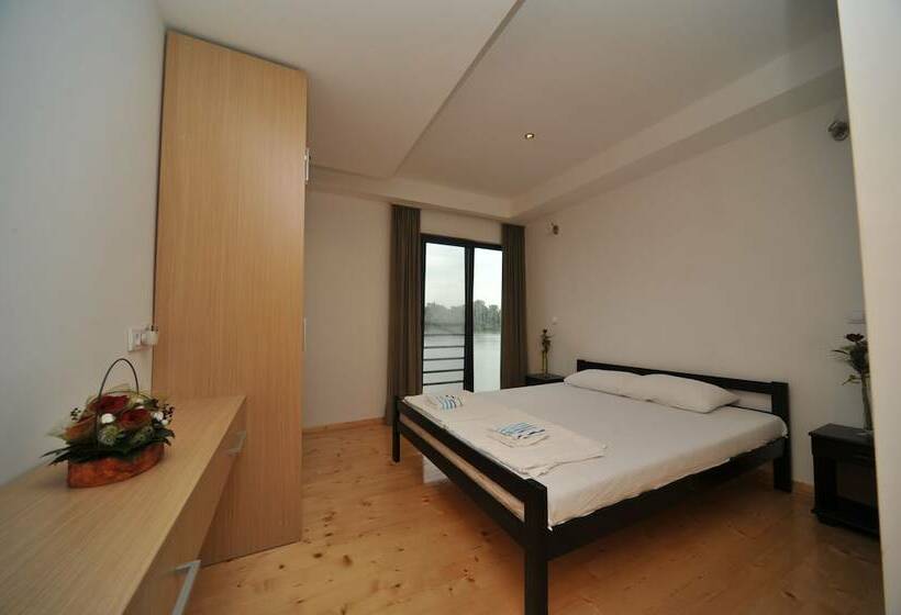 اتاق استاندارد, B&b Botel Charlie