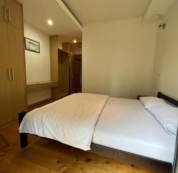 اتاق استاندارد, B&b Botel Charlie