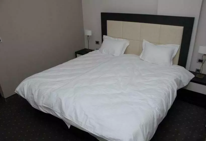 اتاق استاندارد یک نفره, B&b Rose