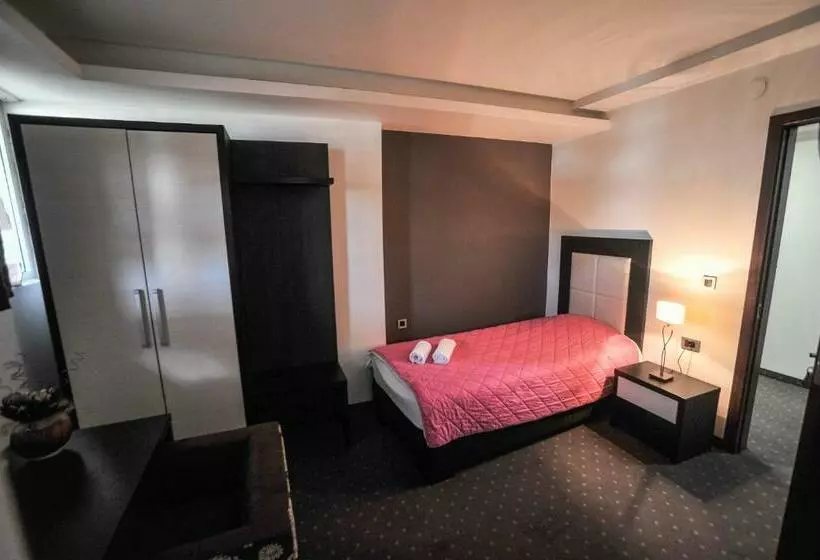 اتاق استاندارد یک نفره, B&b Rose