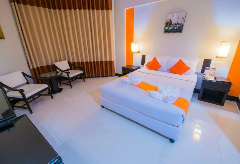 수피리어 룸, Asawann