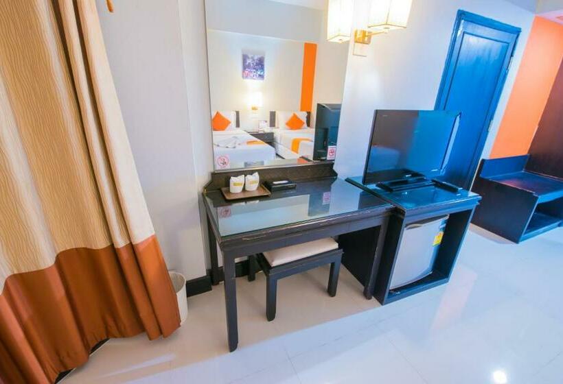 수피리어 룸, Asawann