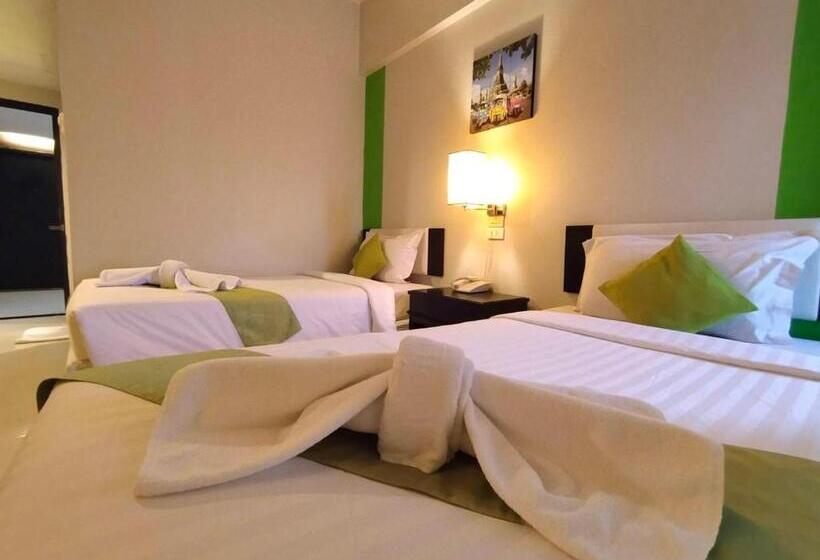 수피리어 룸, Asawann