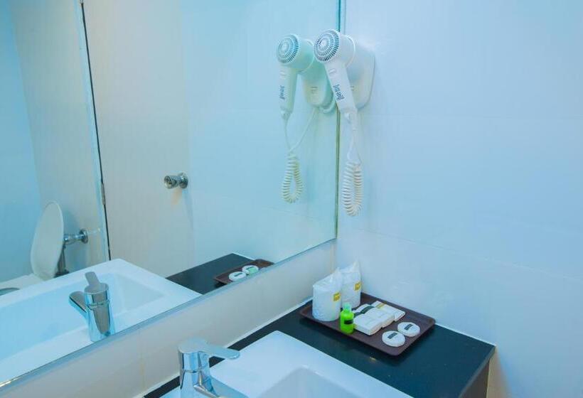 디럭스 룸, Asawann