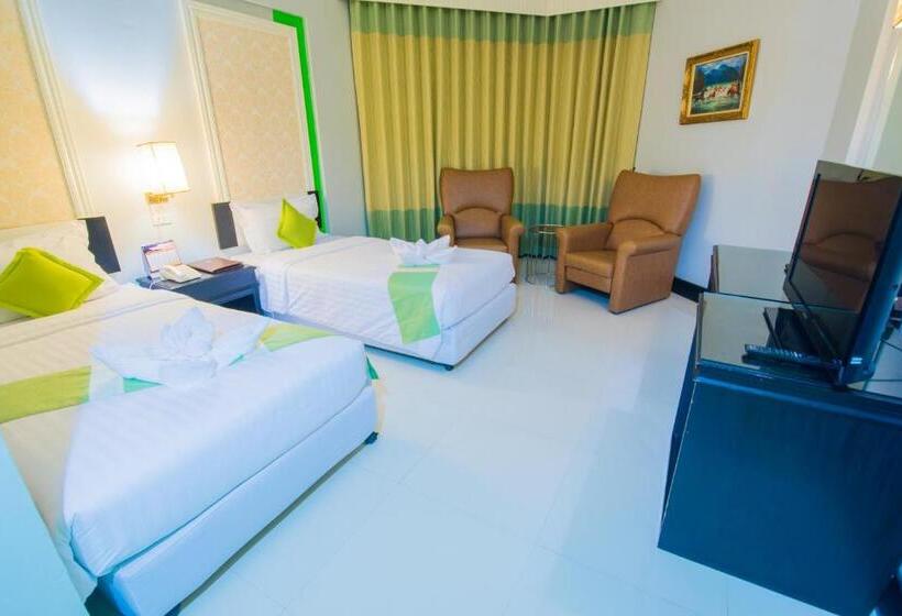 디럭스 룸, Asawann