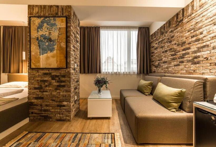 اتاق سوپریور, Belgrade Inn Garni