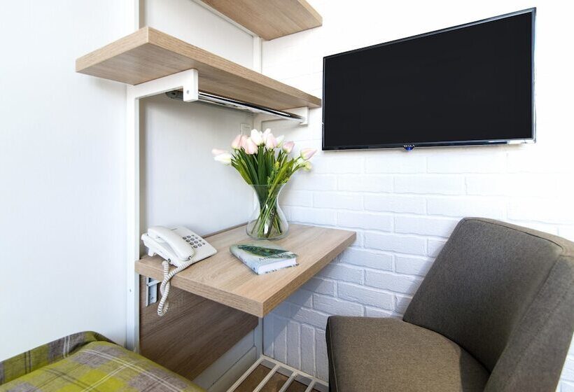 اتاق استاندارد, Belgrade Inn Garni