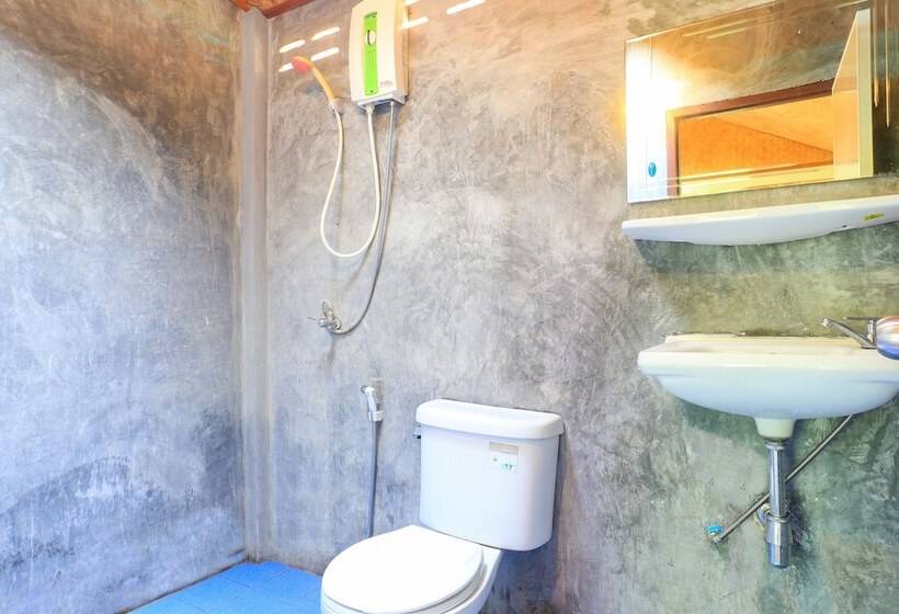 Бунгало Deluxe, Isara Lanta Beach Resort