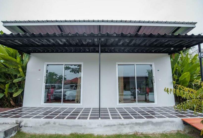 Superior Room with Terrace, Pak Dee Resort