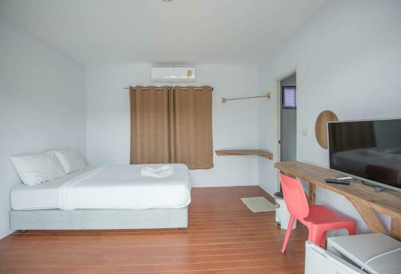 Superior Room with Terrace, Pak Dee Resort