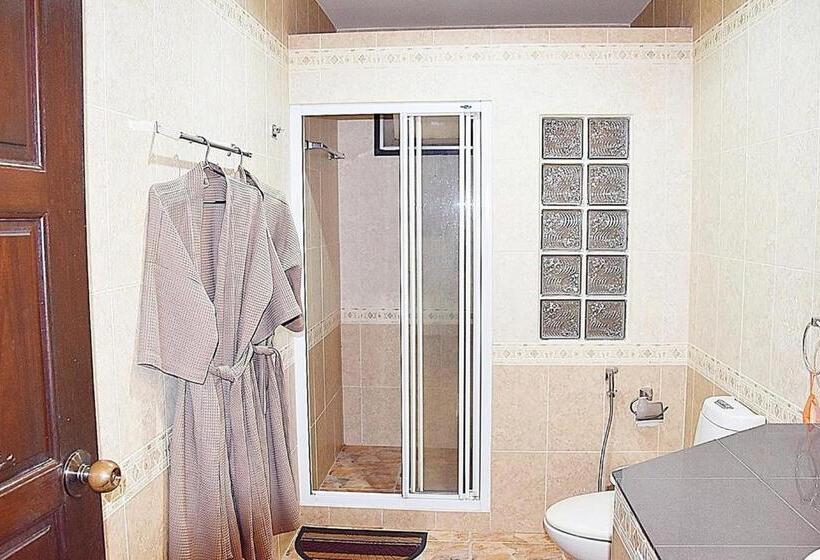 Standard room with outdoor bath, Homestay Chiang Rai