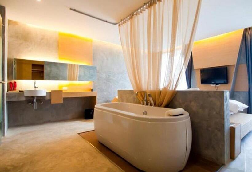 デラックスルーム, The Now Hotel   Sha Extra Plus