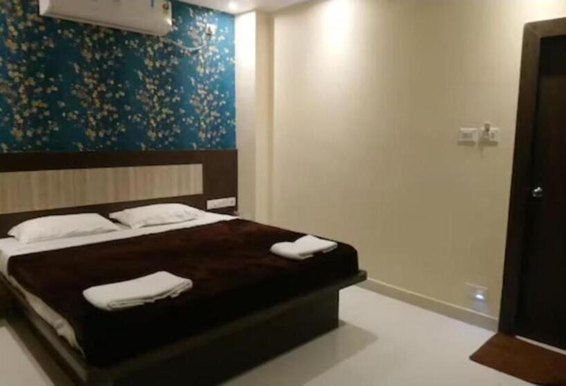Номер Deluxe, Mor Hotel Home Town  Lift  Wifi With Restaurant Facilities  Near Temple & Golden Beach Best Selling