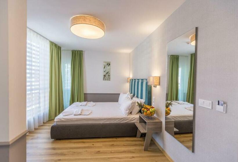 Номер Superior с Балконом, Bsa Boulevard Boutique