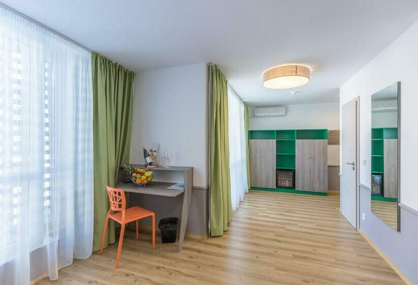 Номер Superior с Балконом, Bsa Boulevard Boutique